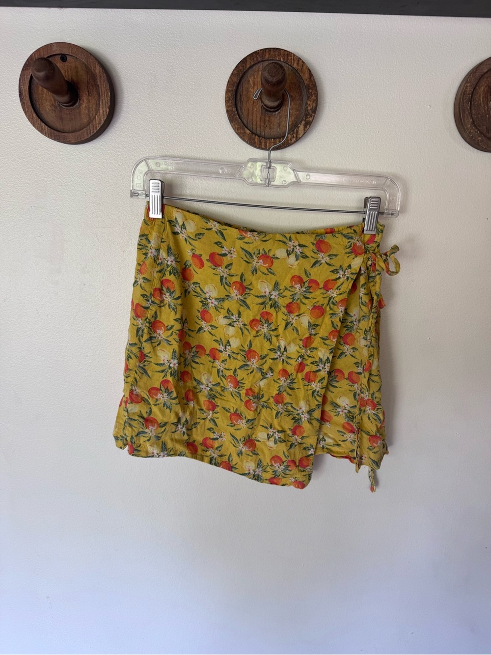 Wild fable Yellow Floral Wrap mini Skirt Women's Summer Skirt size XS